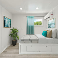 Hank's 40' Luxury Houseboat - Your Floating Oasis