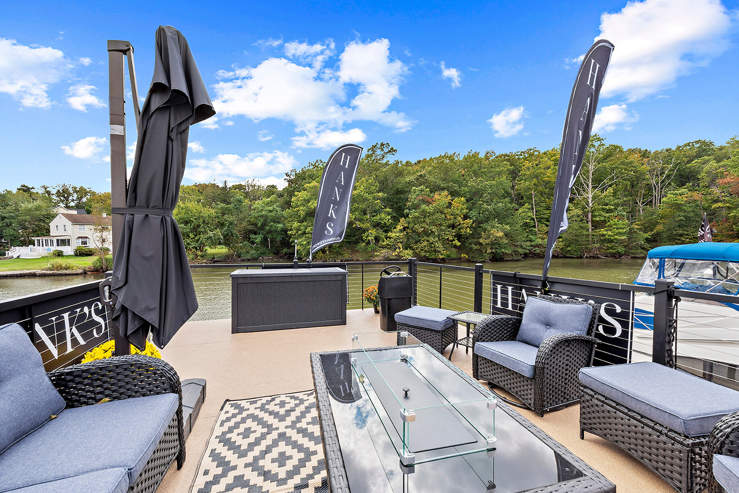 Hank’s 26' Custom Bungalow 'Lil Red'