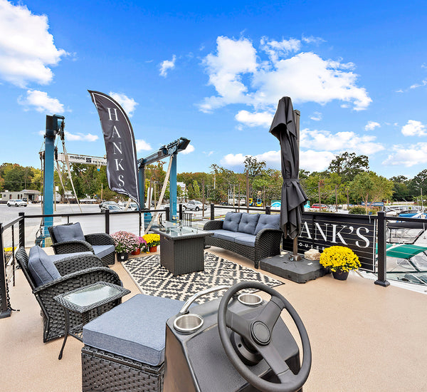 Hank’s 26' Custom Bungalow 'Lil Red'