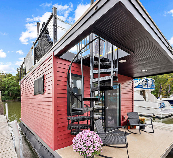 Hank’s 26' Custom Bungalow 'Lil Red'