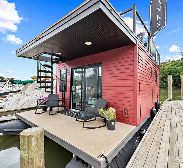 Hank’s 26' Custom Bungalow 'Lil Red'