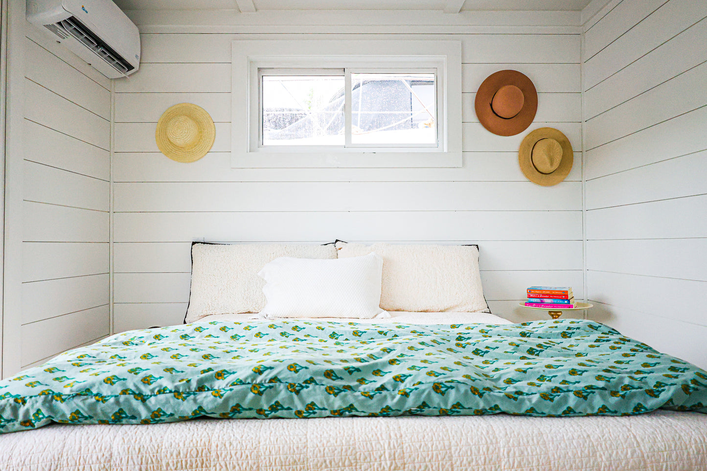 Hank's 40' Custom Houseboat