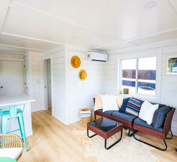 Hank's 40' Custom Houseboat